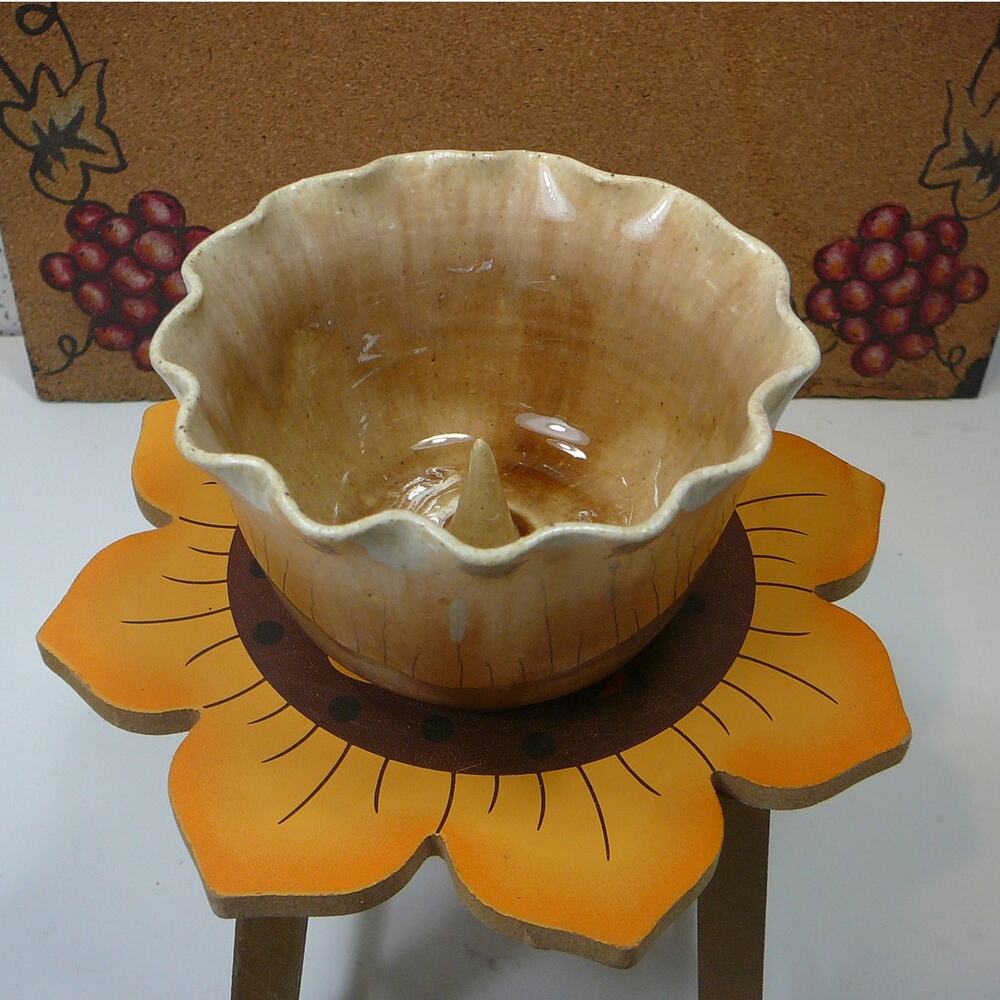 Vintage John Garrou Pottery Apple Baker Old Port N.C  1995 signed